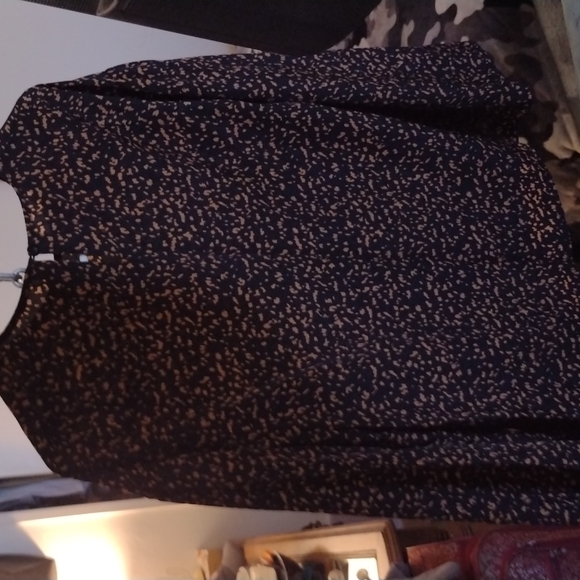 Blouse - Picture 2 of 5